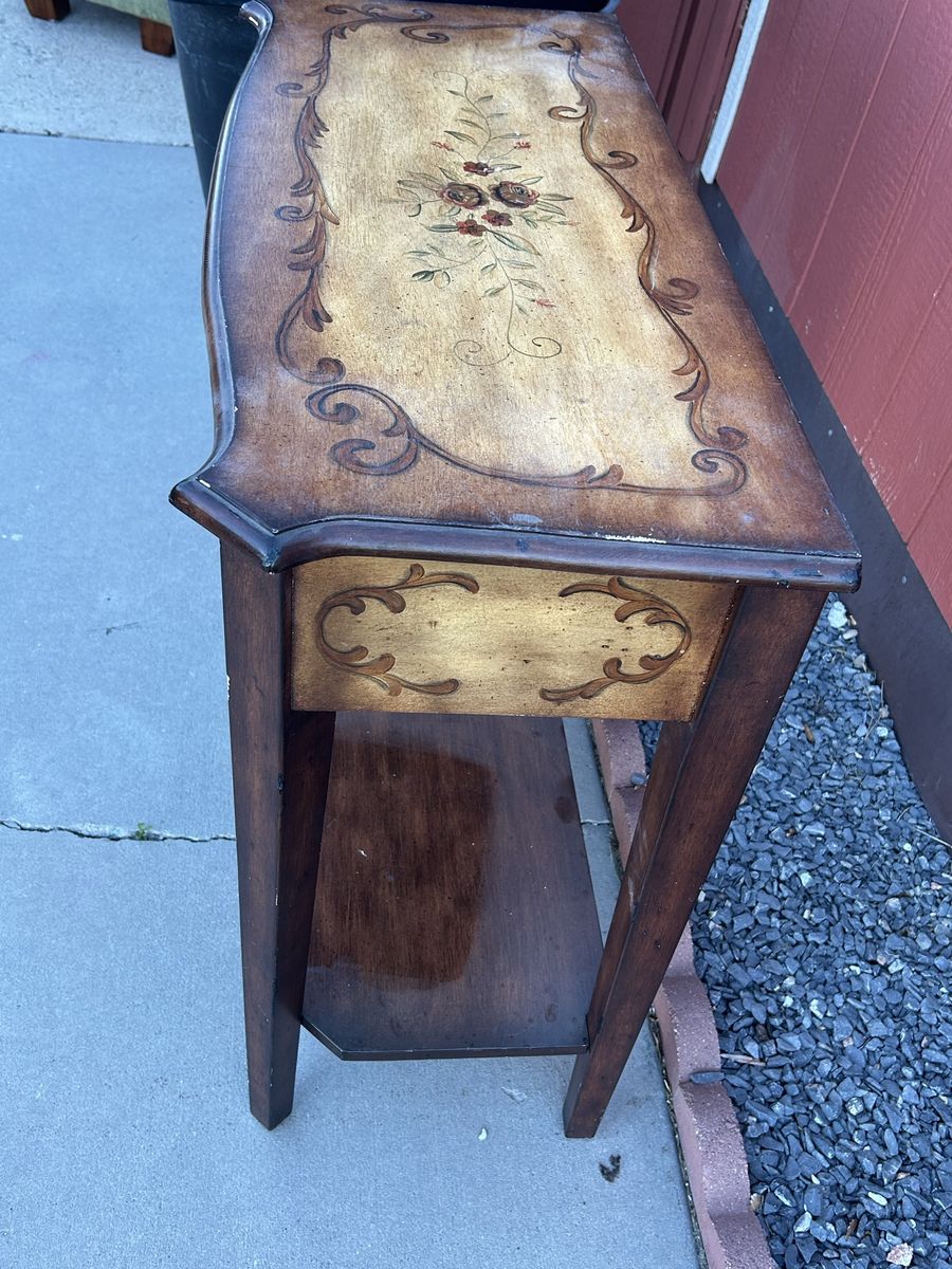 Main image 4