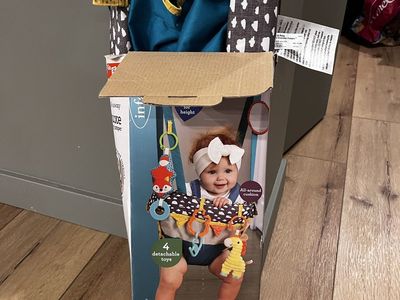 Infantino Up, Up, & Away Deluxe Doorway Jumper