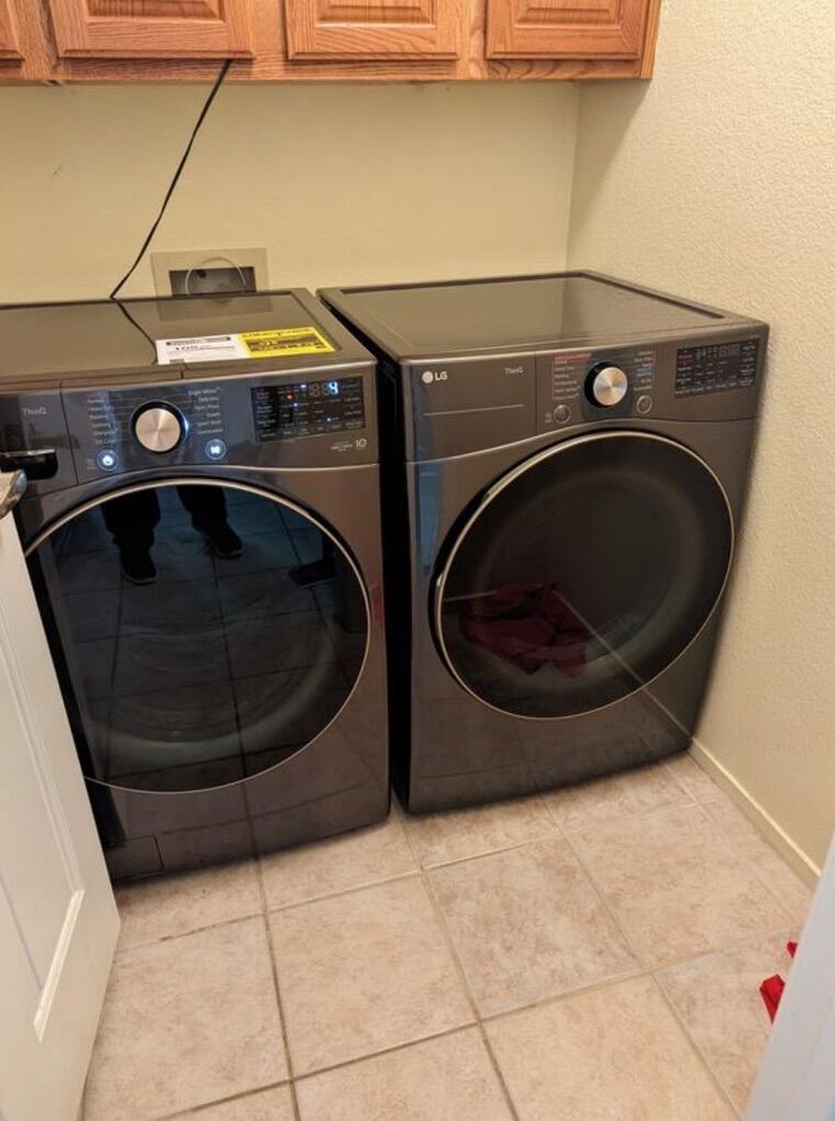 Like New LG Gas Dryer