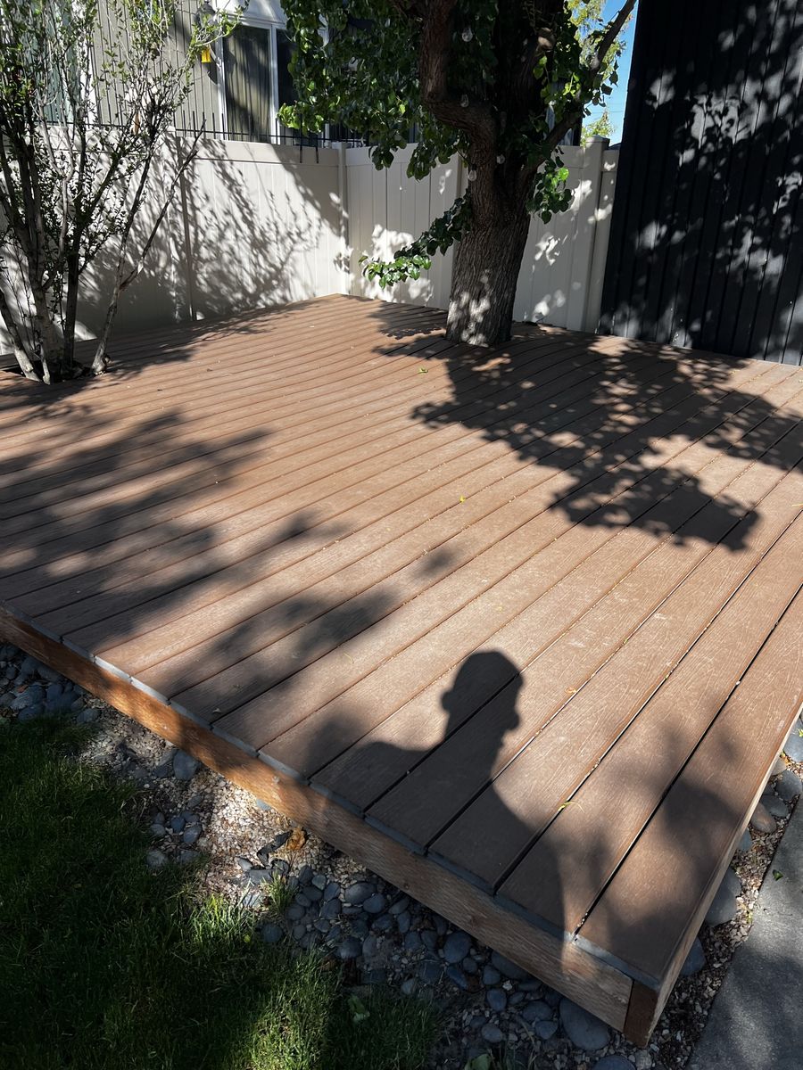 Floating Deck with Trex Boards 16’ x 16’ - Complete Structure Included