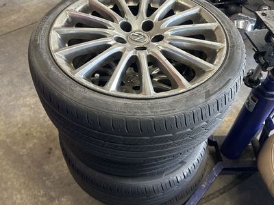 225/40ZR 18 Lexus IS 350