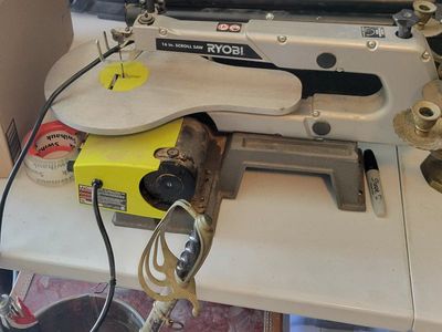 Robin 16" scroll saw