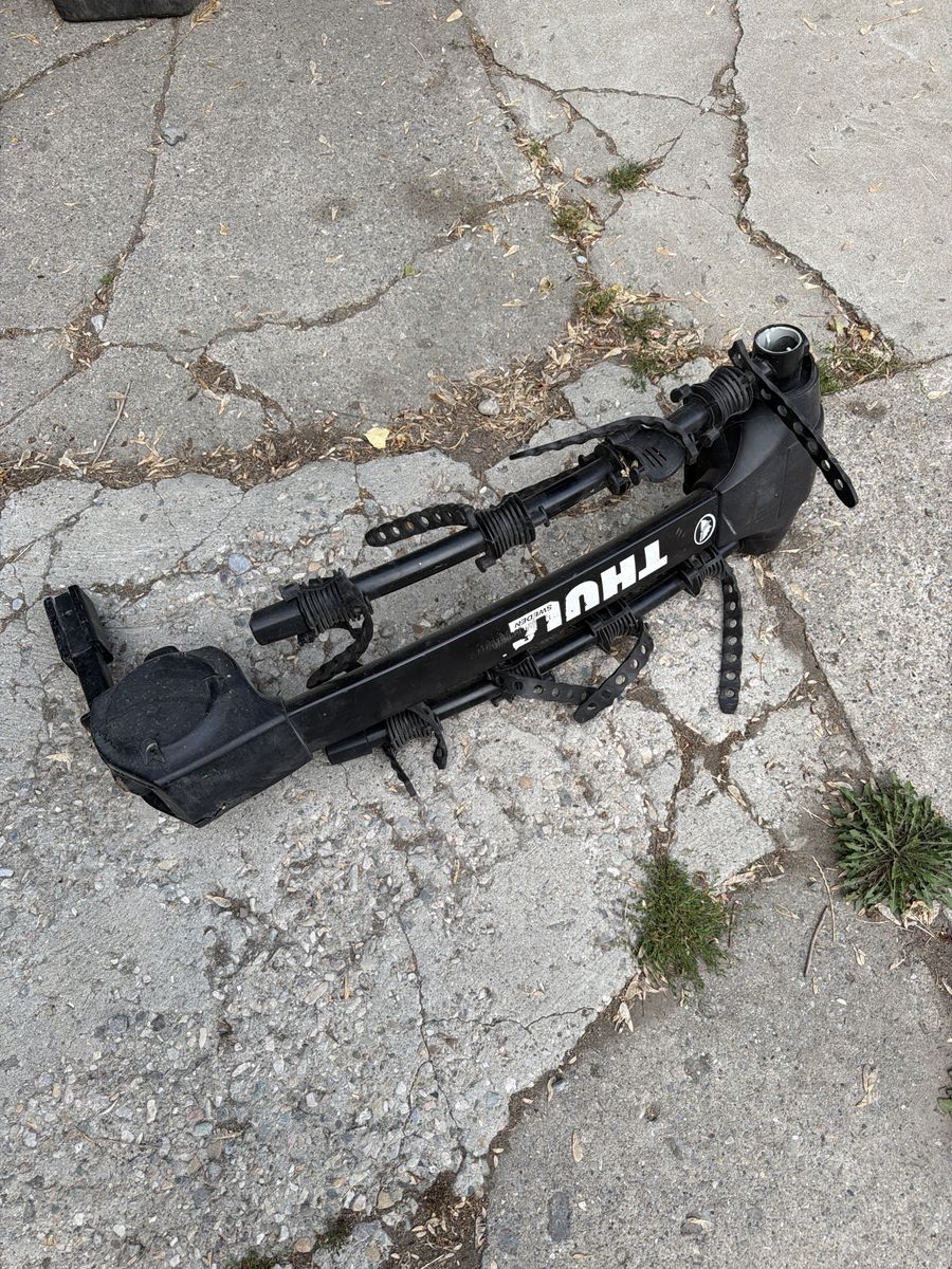 Thule Hitch Mount Bicycle Carrier Rack