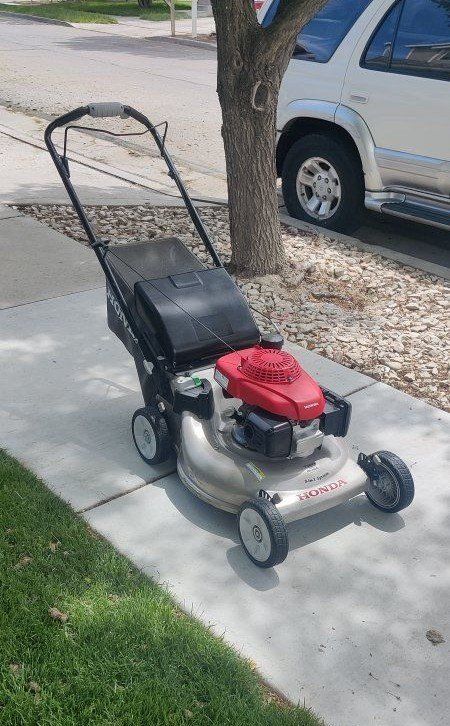 Honda Self Propelled Lawnmower