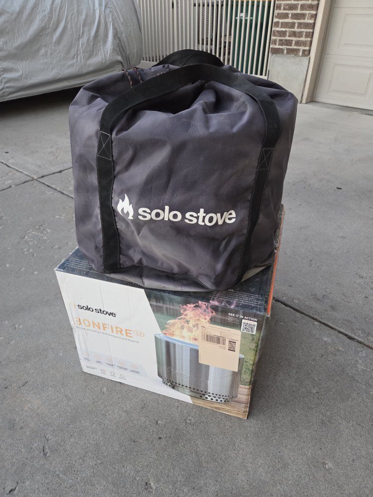 Solo Stove Bonfire Fire Pit with Carry Bag