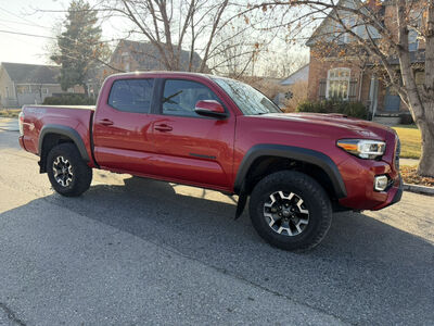 2020 TOYOTA TACOMA TRD Off Road