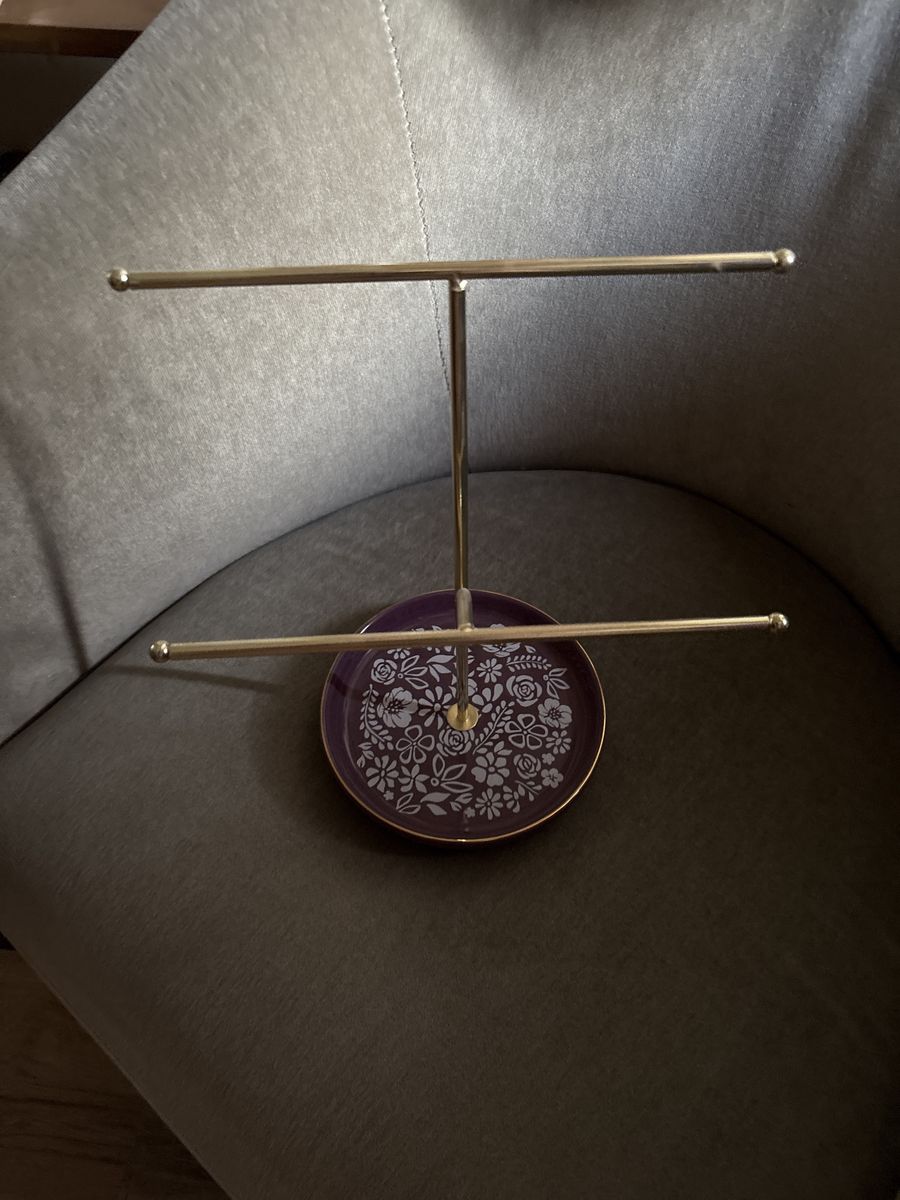 Decorative Gold Tone T-Bar Jewelry Holder with Purple Floral Dish