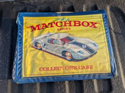 Tons of Vintage Matchbox Cars