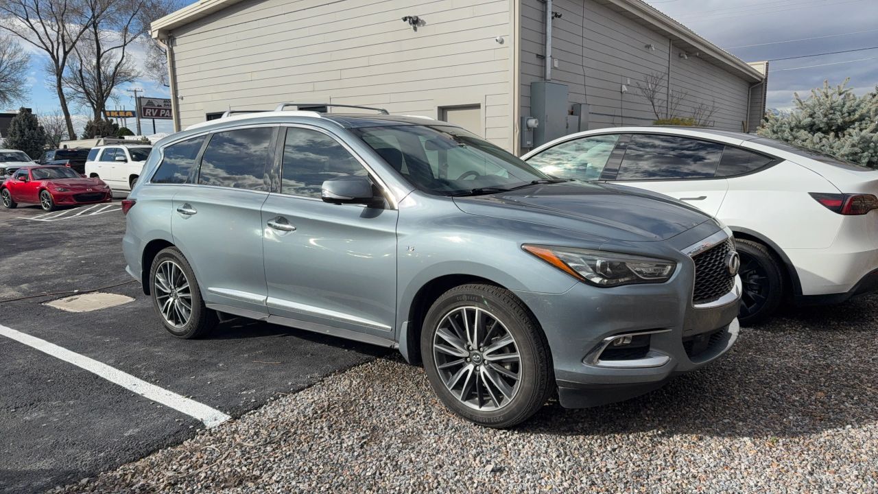 2018 Infiniti QX60 Base