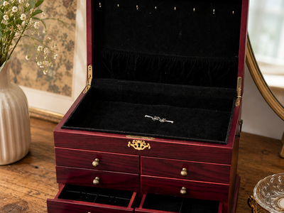 Thomas Pacconi Classics Museum Series Cherry Finish Wood Jewelry Chest Box W/key