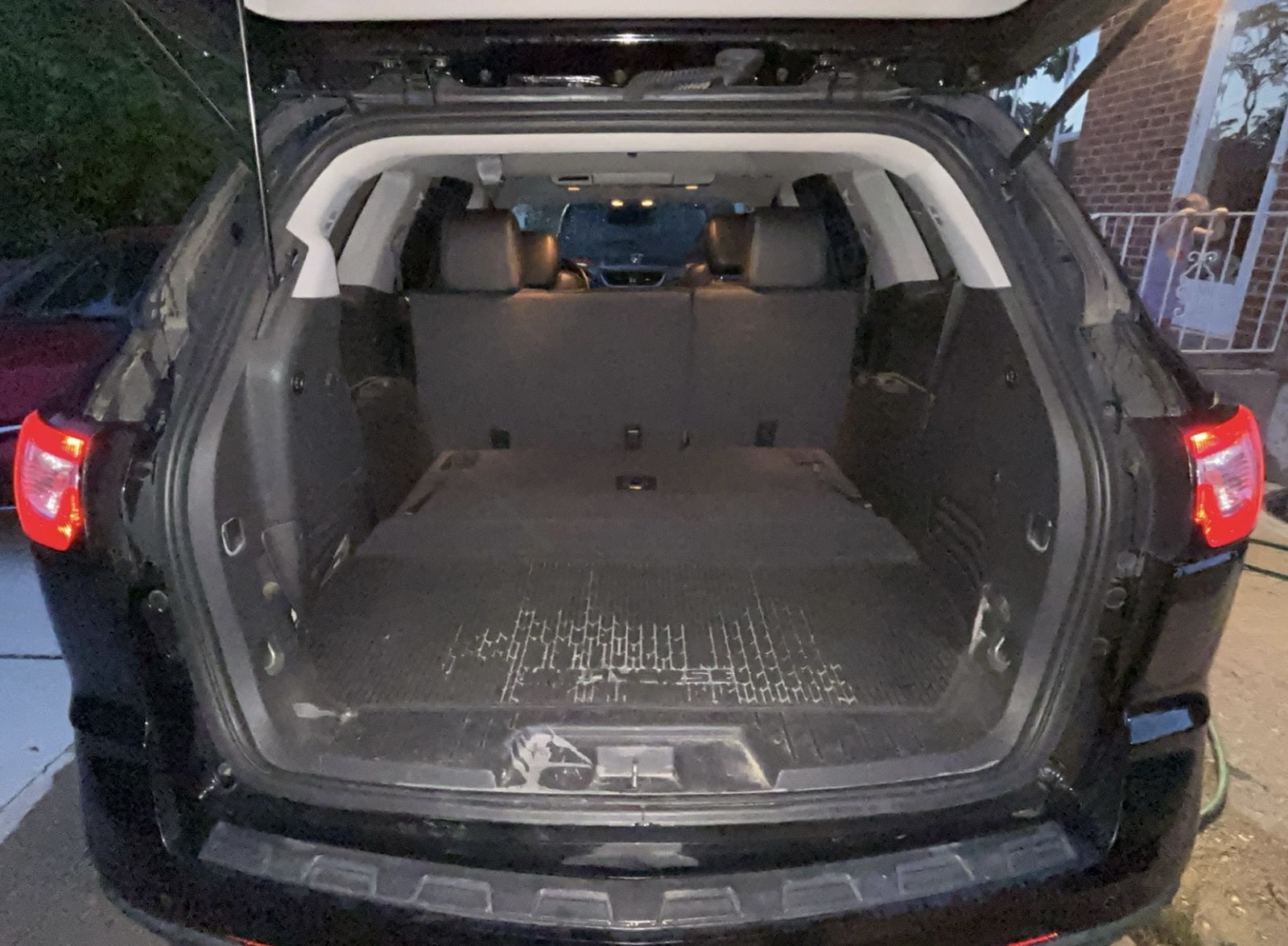 Main image 11