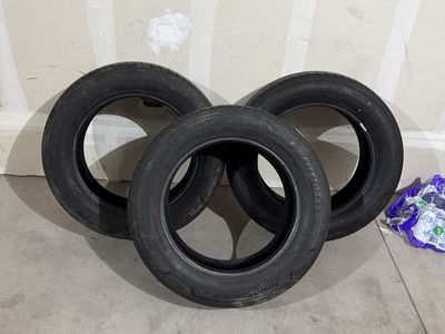 235/60R18