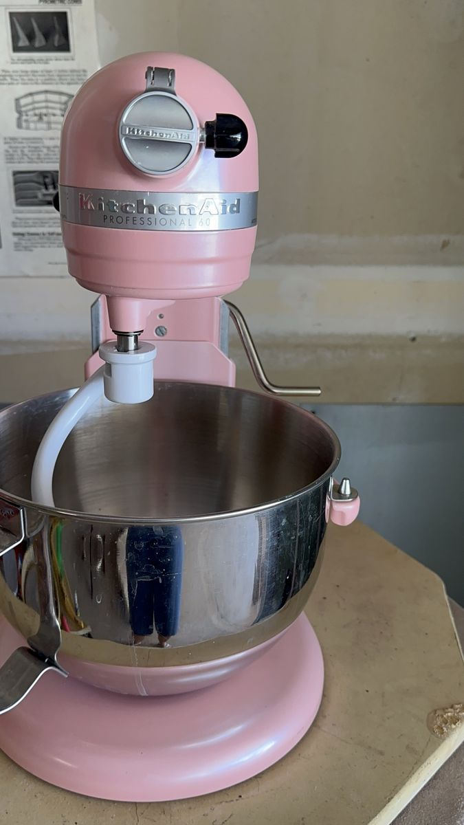 Pink kitchen aid mixer
