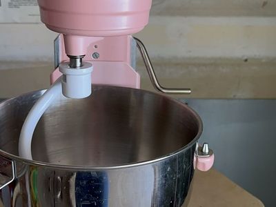 Pink kitchen aid mixer