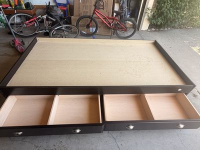 Twin size bed frame