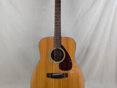 Yamaha FG-200 Acoustic Guitar Taiwan 1970s-80s New Strings Hard Case Vintage