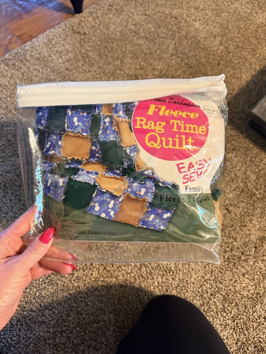 Fleece quilting kit