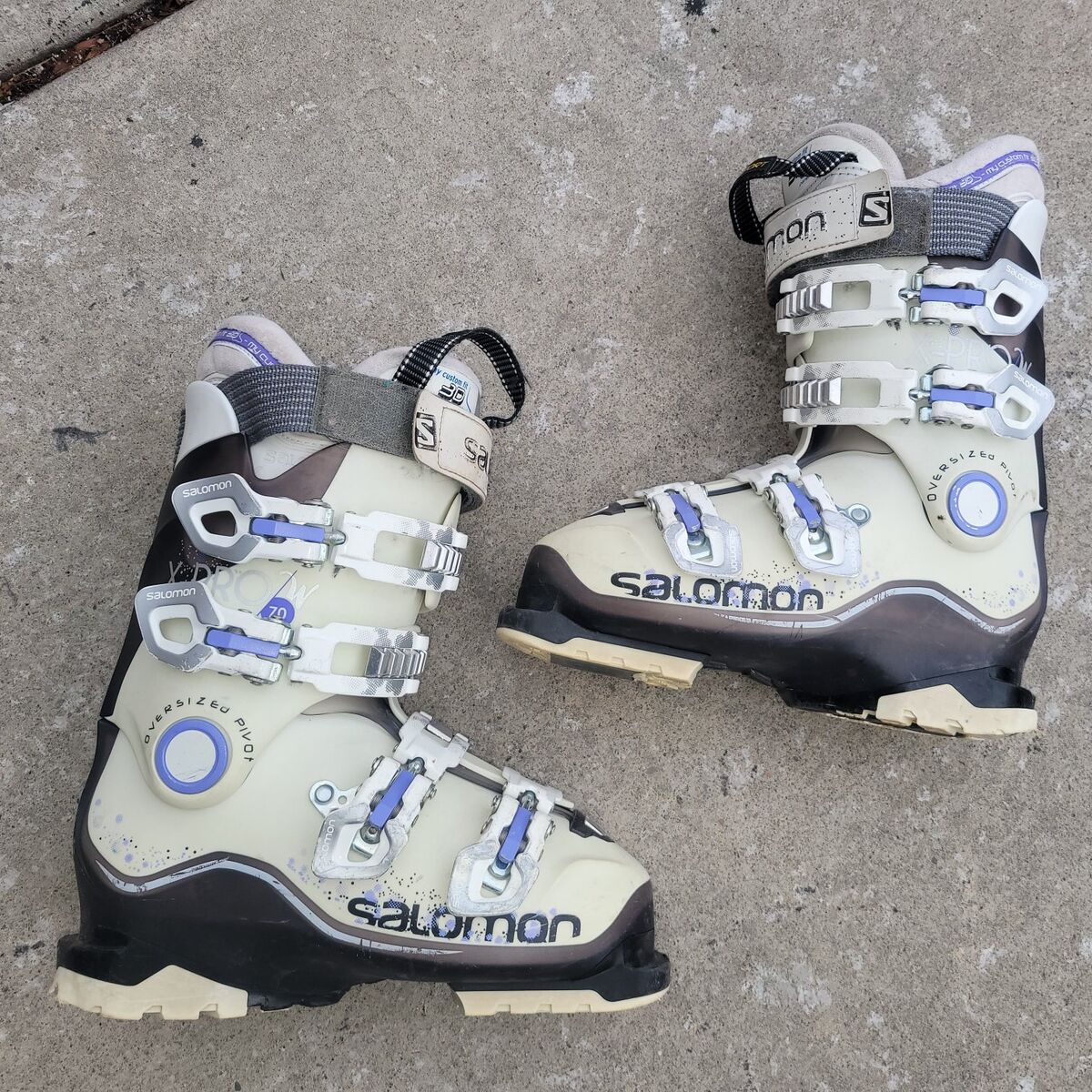 Womens Mondo 23 Saloman X-Pro W 70 Ski Boots