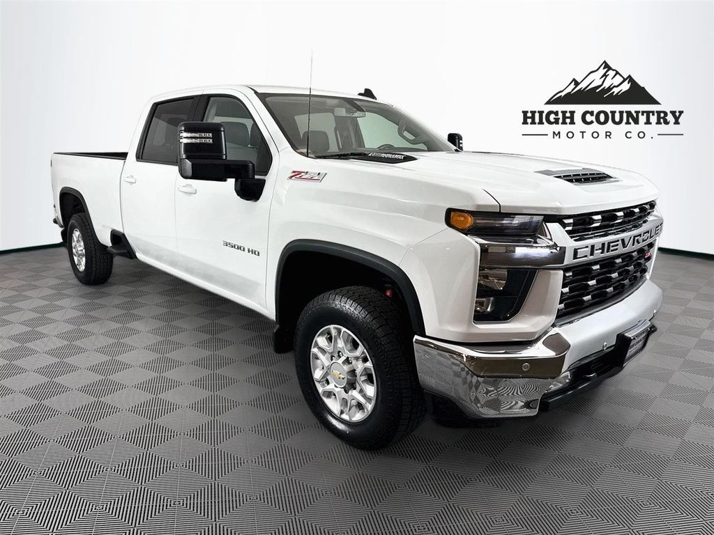 2023 Chevrolet Silverado 3500 LT