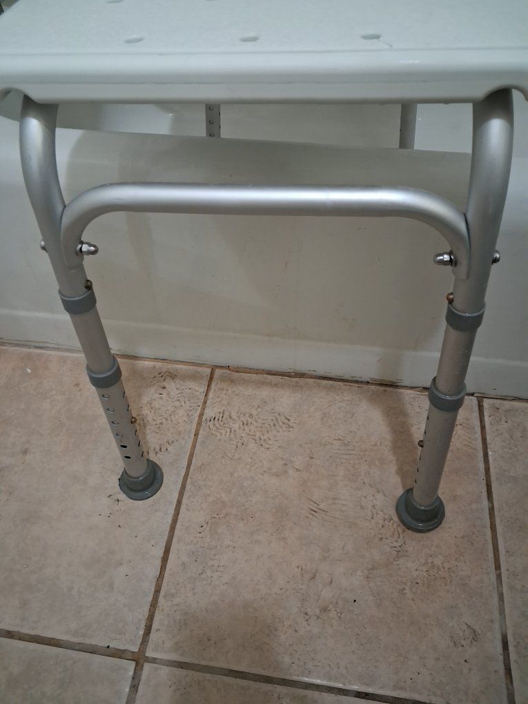 Main image 4
