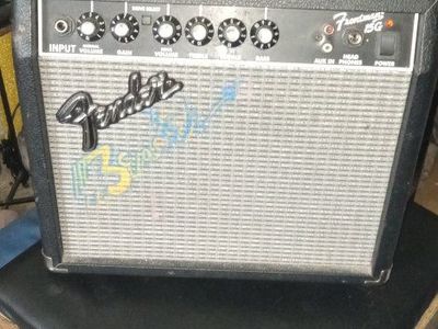 Fender Frontman 15G Guitar Combo Amplifier - 15W, Solid State, Practice Amp