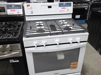 Whirlpool Freestanding Gas Range — 30 Inch, 5 Burners, White, Brand New