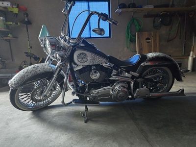 08 harley Davidson softail deluxe