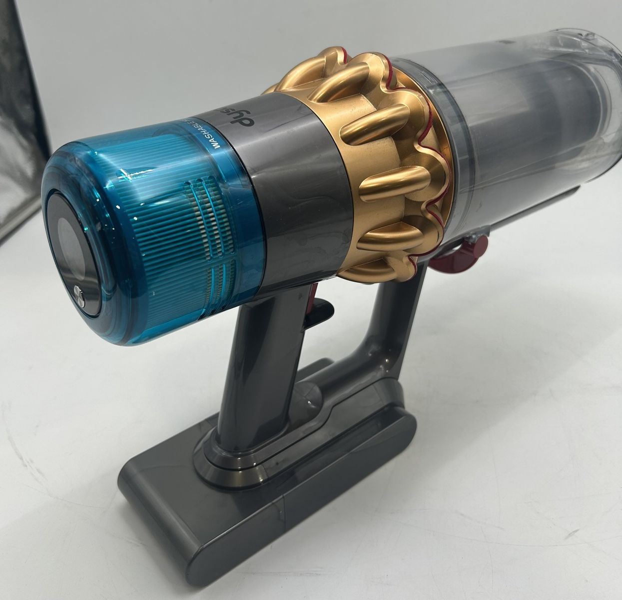 Main image 4