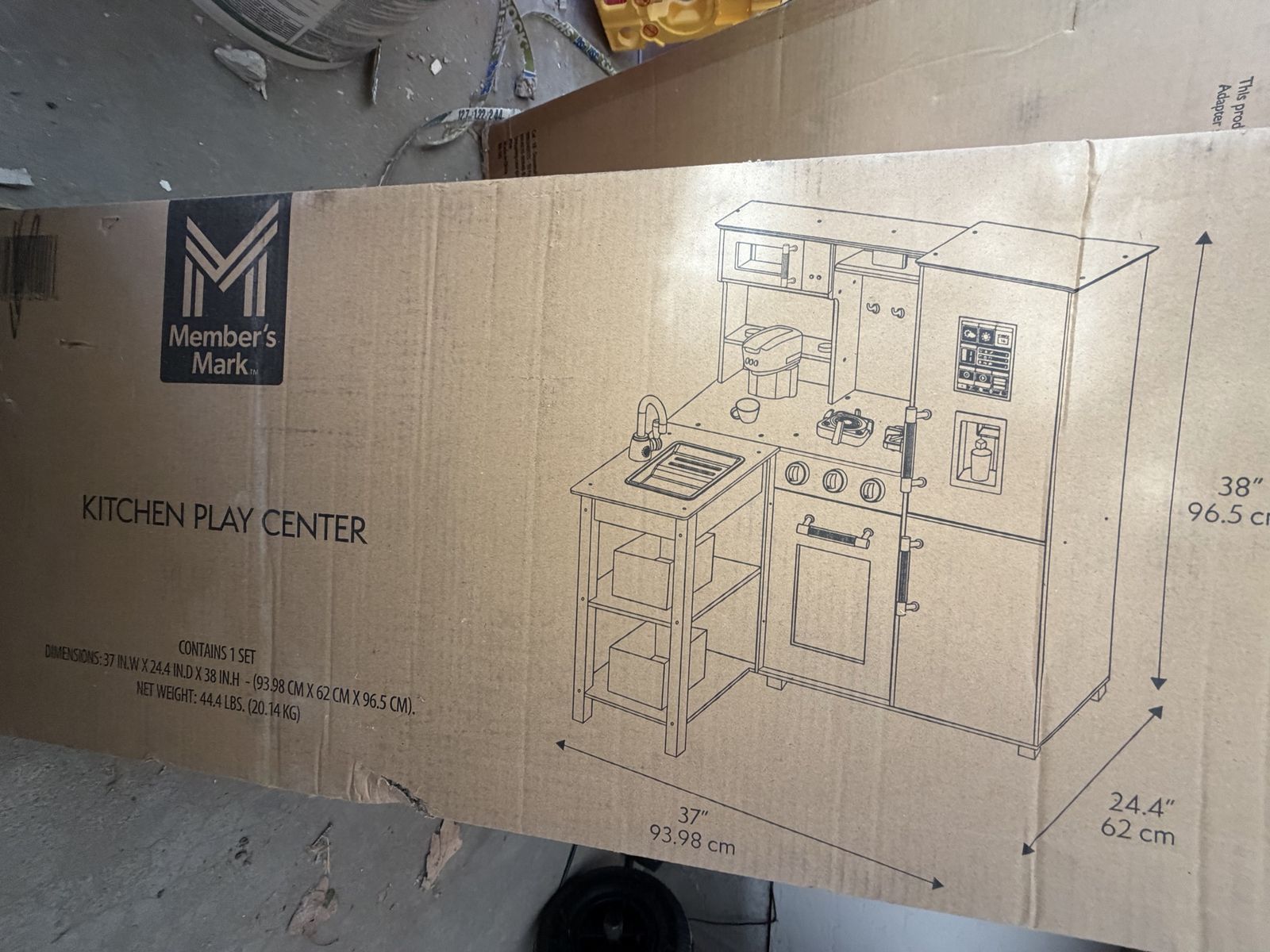 Member's Mark Wooden Kitchen Play Center Wooden Playset in Box