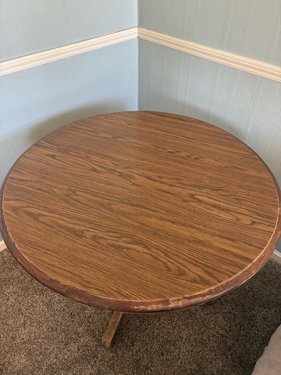Pedestal Kitchen Table