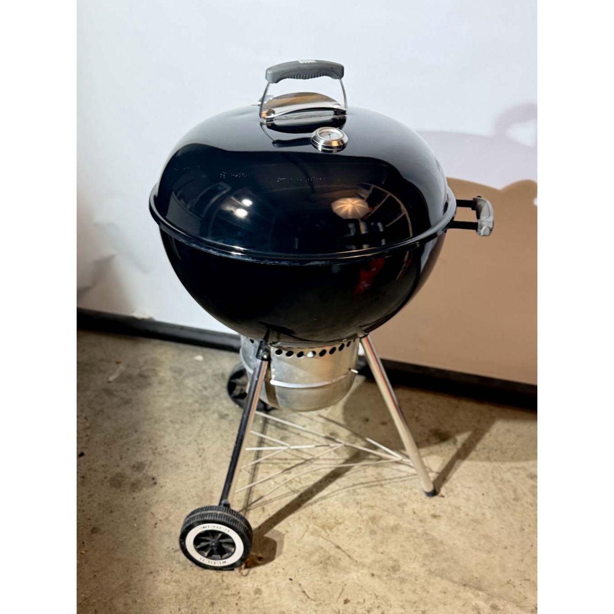 Weber Original Kettle Premium 22" Charcoal Grill + Cover - Like New