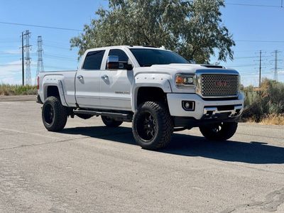 2017 GMC 2500 Denali