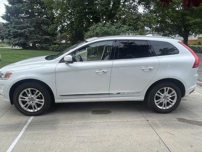 2015 Volvo XC60 T5 Drive-E Premier Plus