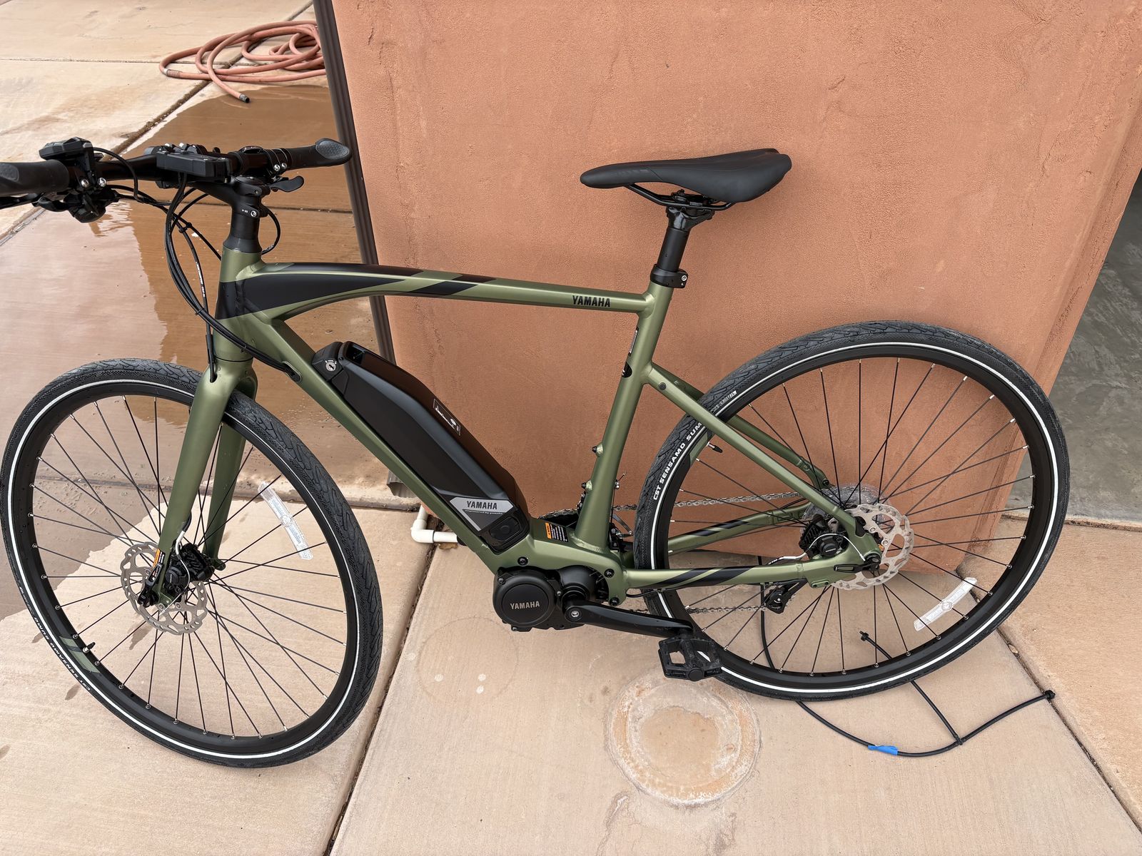 Brand New Yamaha Cross Core size Large
