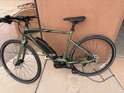 Brand New Yamaha Cross Core size Large