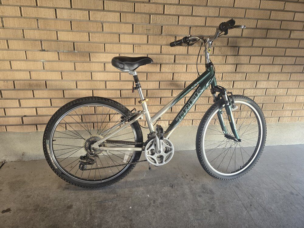 Trek Navigator 100 Bike