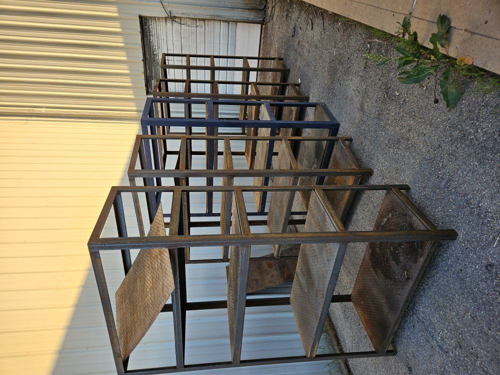 metal shelfs
