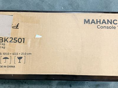 MAHANCRIS CTBK2501 Modern Fluted Console Table, Black, 101 x 43.5 x 21 cm, New in Box