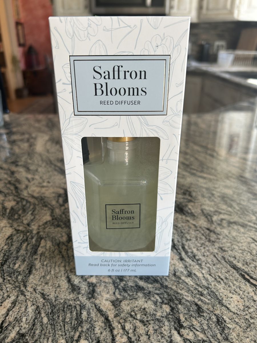 NEW Saffron Blooms Reed Diffuser