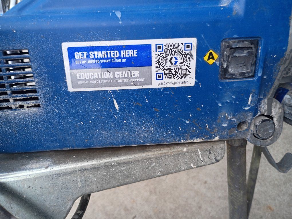 Graco Magnum X7 True Airless Paint Sprayer on Cart