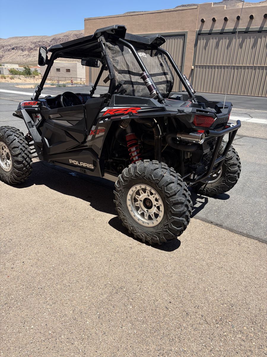 2014 Polaris RZR 1000 XP EPS