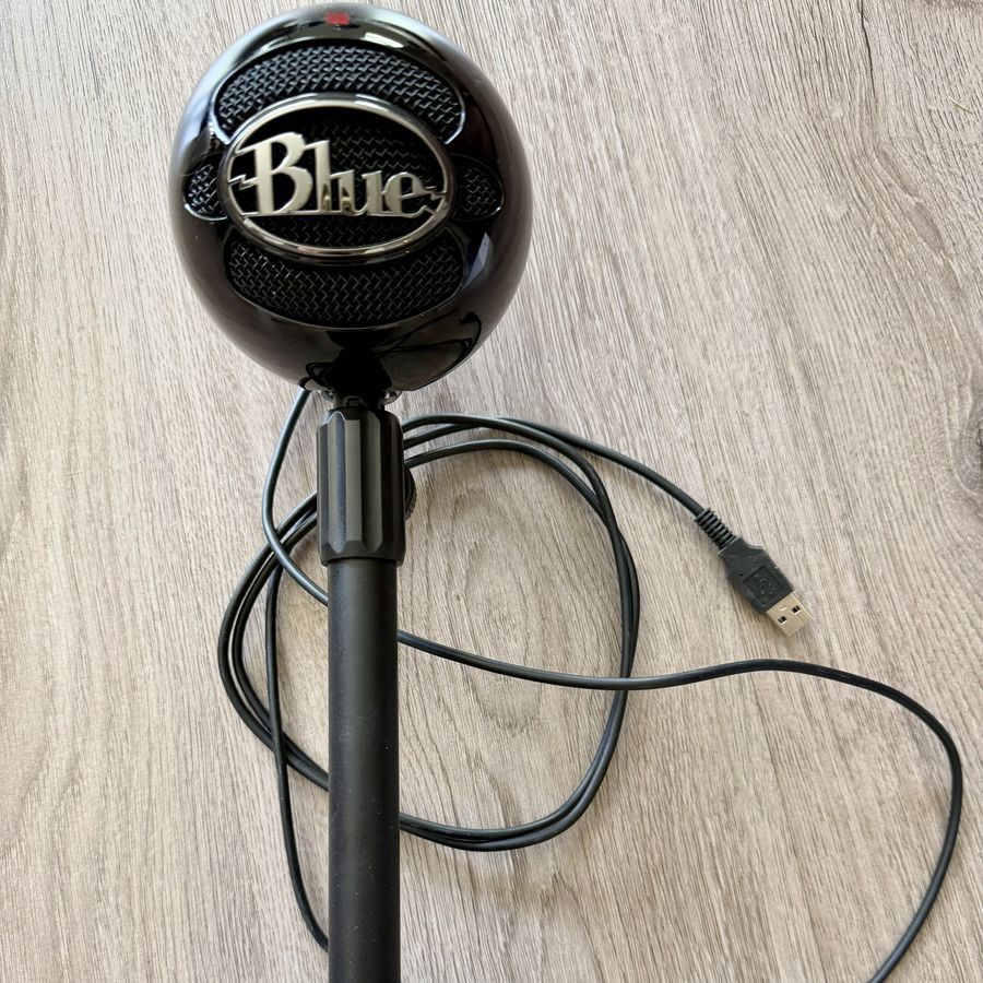 Blue Snowball USB Microphone - Black, Stand and Cable Included