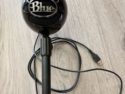 Blue Snowball USB Microphone - Black, Stand and Cable Included