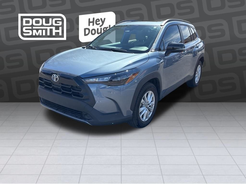 2026 Toyota Corolla Cross LE