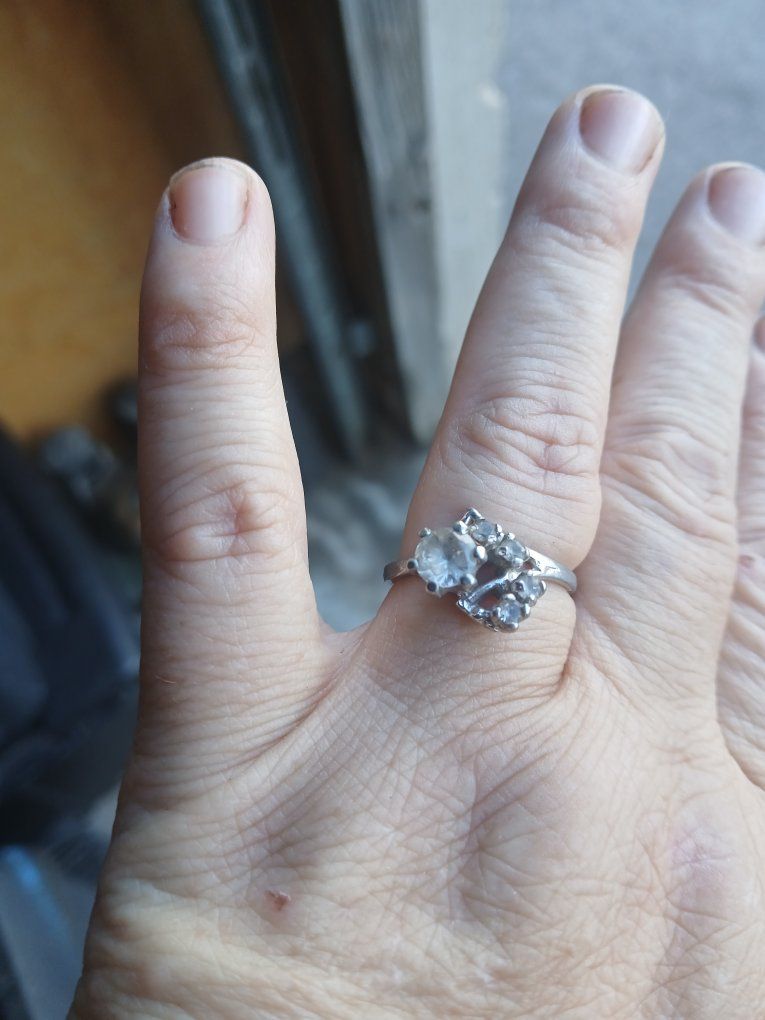 Sparkling Silver-Tone Cluster Ring with Clear Stones