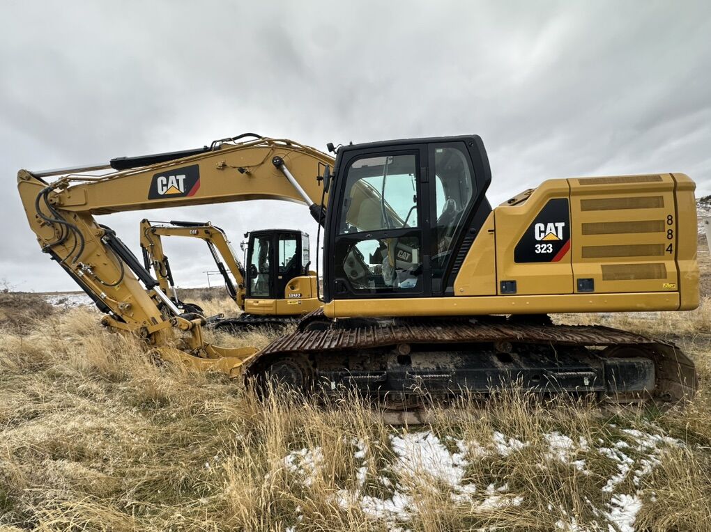 2018 323 Cat Excavator