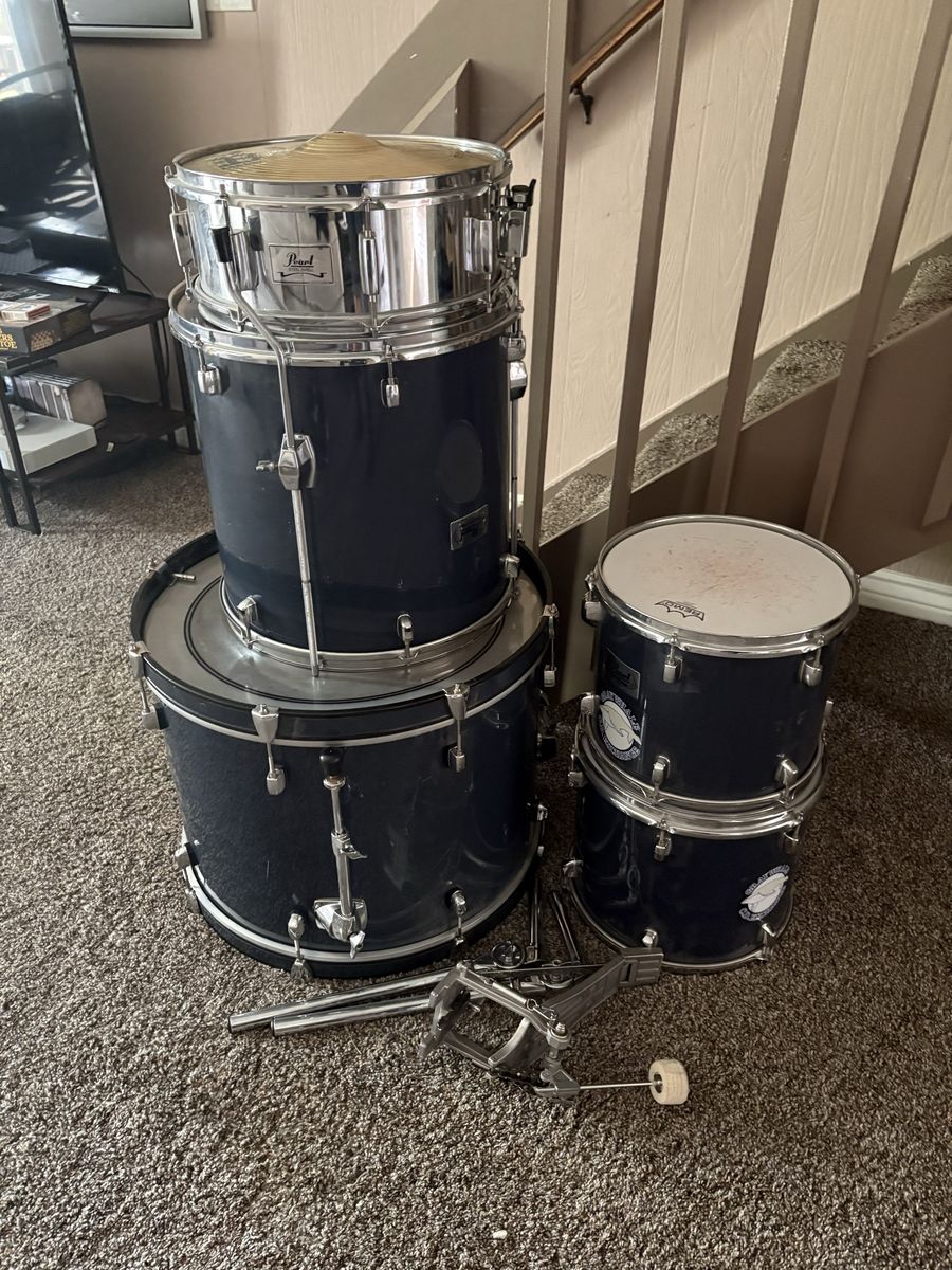 Pearl 5 piece *drums only
