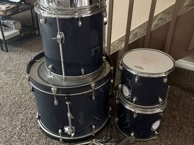 Pearl 5 piece *drums only