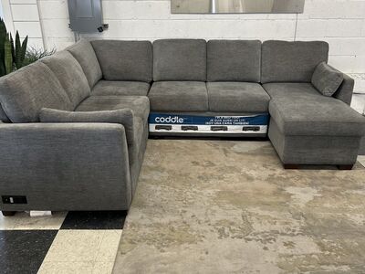 COSTCO CODDLE LUKE SLEEPER SECTIONAL W/ REVERSIBLE CHAISE AND STORAGE!