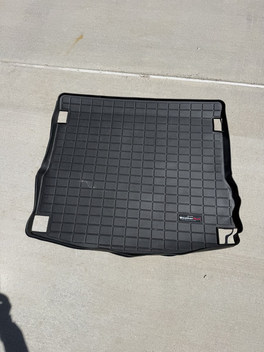 Weather Tech mat for rear cargo area - Porsche Macan
